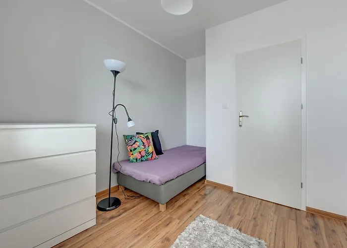 Budget - Zaspa 民宿 格但斯克